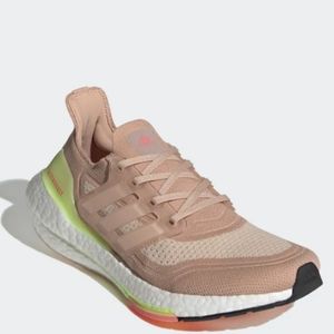 ❤️ SALE❤️Adidas ultraboost 21 running sneakers 8.5